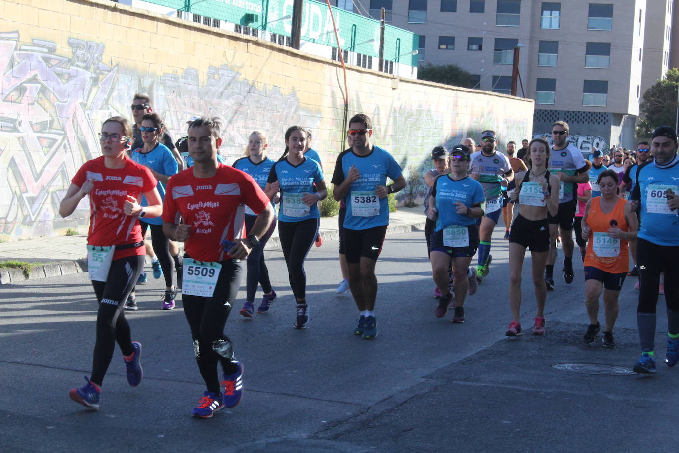 Aquí puedes verte en la carrera de este domingo si has sido uno de los participantes