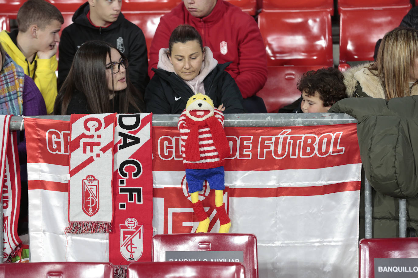 ¿Has estado en el partido entre Granada y Valencia? Aquí te puedes ver en tu localidad