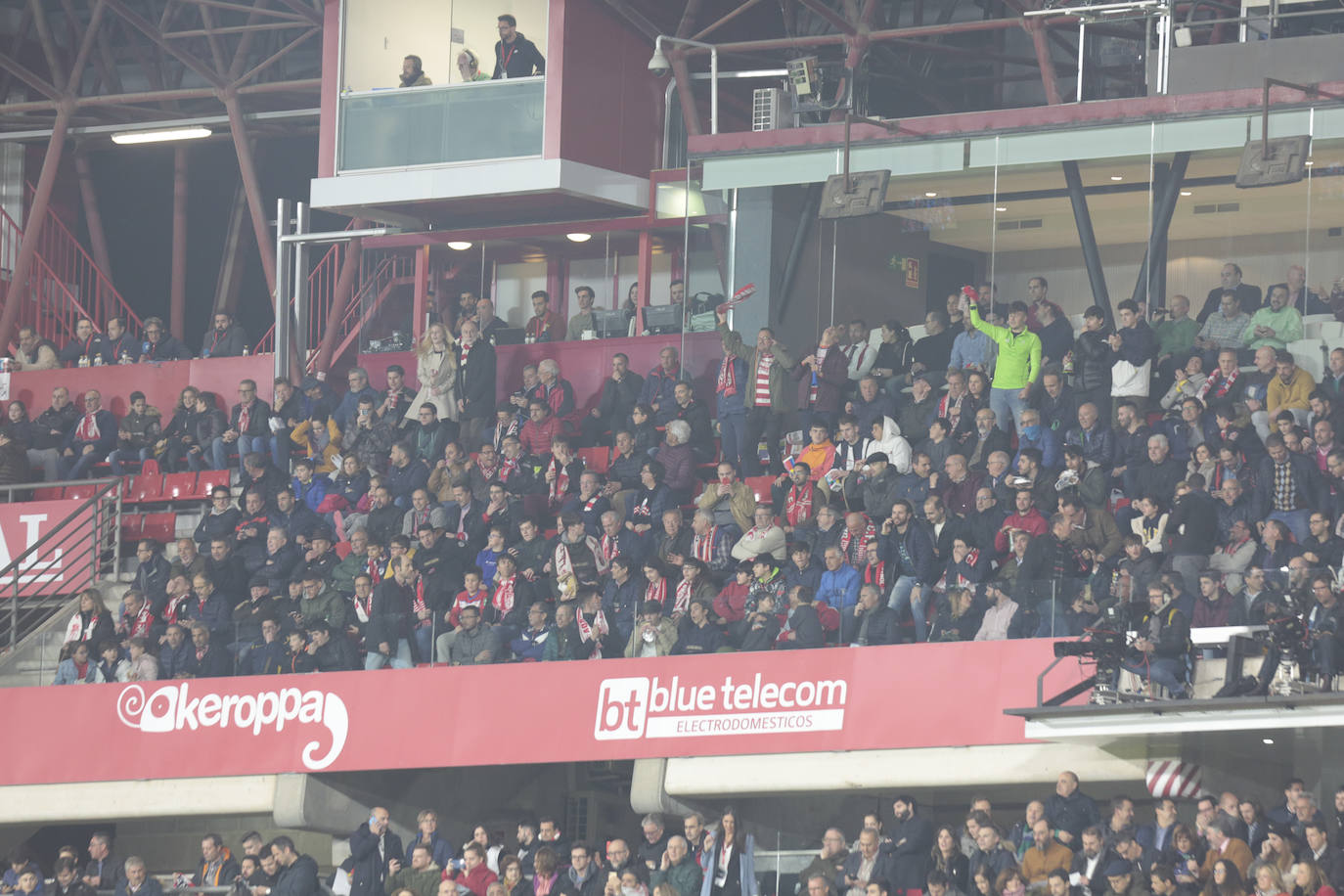 ¿Has estado en el partido entre Granada y Valencia? Aquí te puedes ver en tu localidad