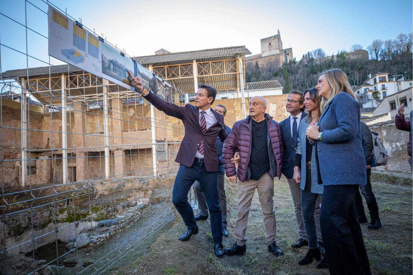 Su estratégico enclave, a los pies de la Alhambra, constituye un factor importante por las posibilidades que ofrece para completar y diversificar la oferta cultural y turística del área declarada Patrimonio Mundial por la Unesco