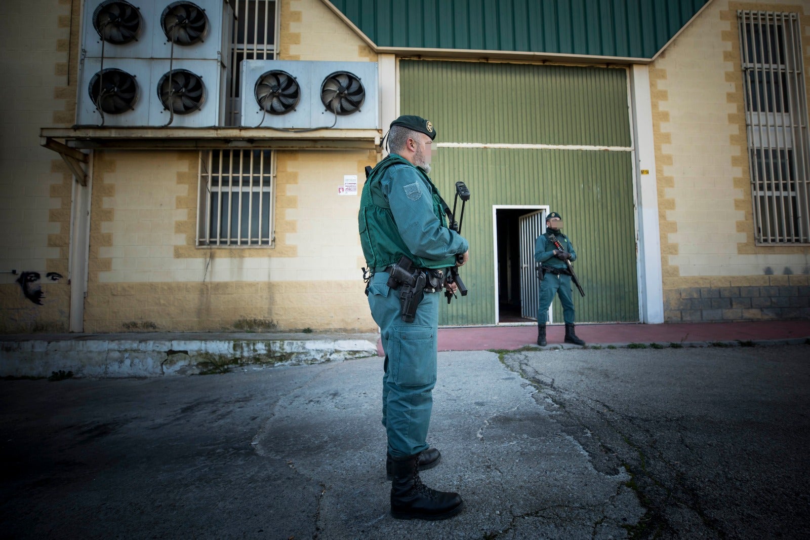 La Guardia Civil ha practicado varios registros en la provincia y hay más de una veintena de detenidos