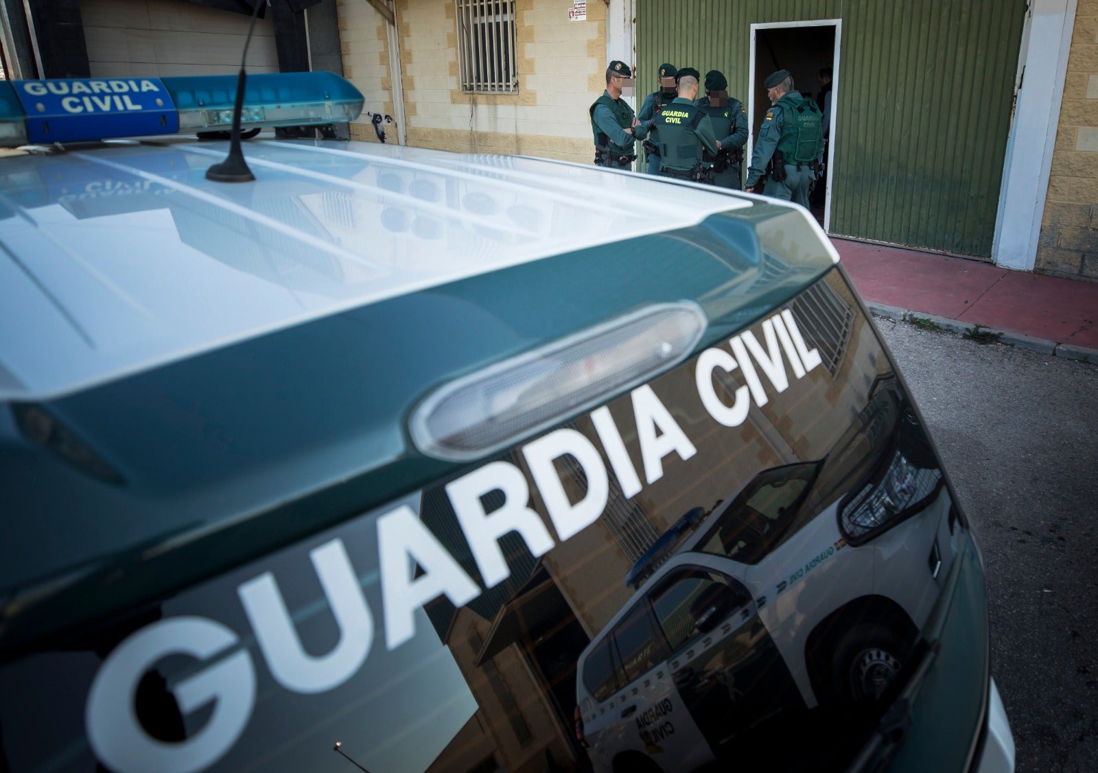 La Guardia Civil ha practicado varios registros en la provincia y hay más de una veintena de detenidos