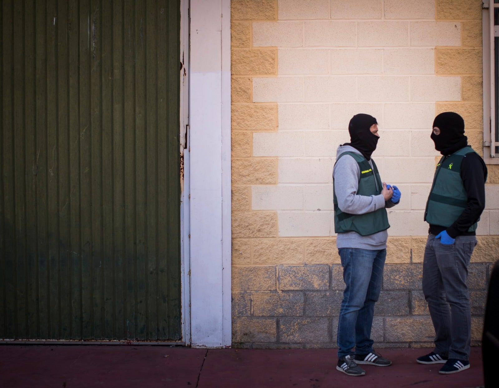 La Guardia Civil ha practicado varios registros en la provincia y hay más de una veintena de detenidos