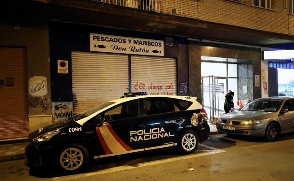 Edificio de la calle Pavía del Zaidín donde sucedió el crimen machista . 