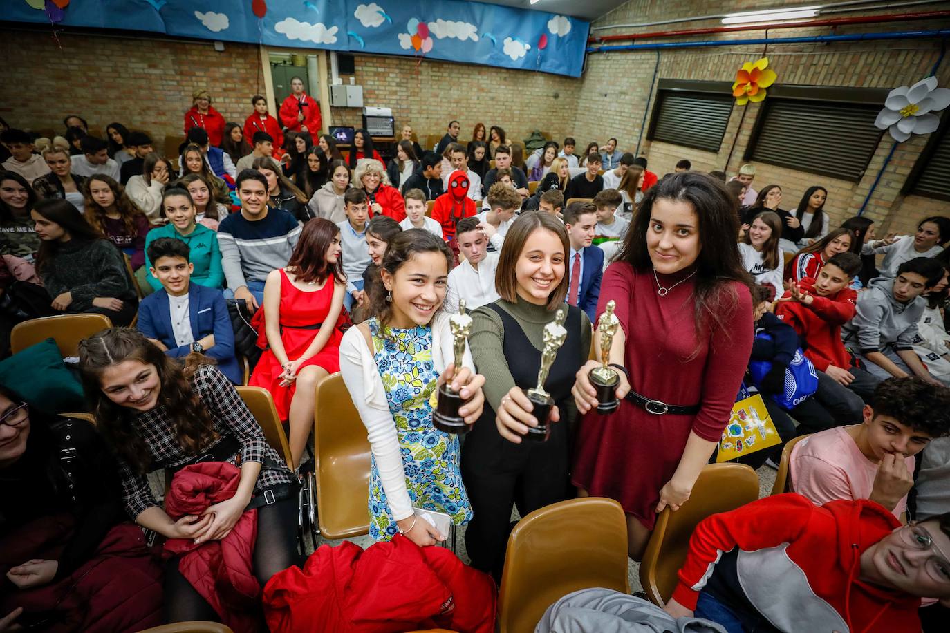 Fotos: Una madrugada de Oscar en el colegio CajaGranada