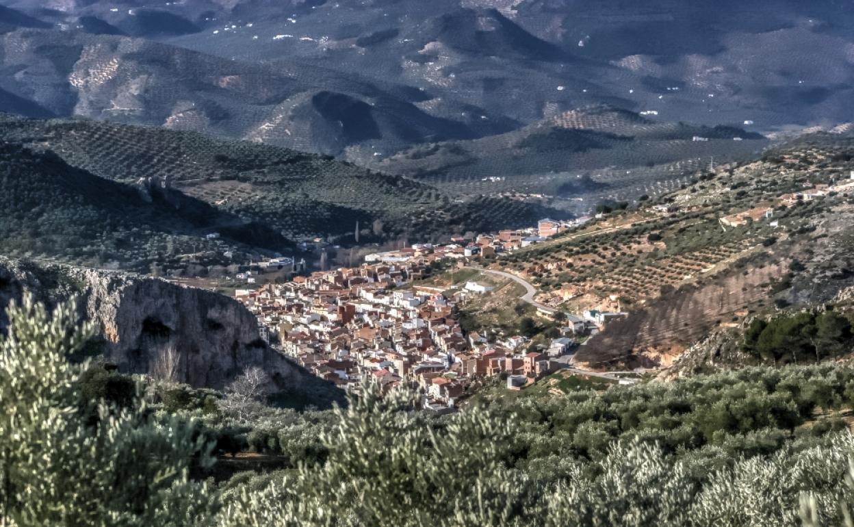 El paraje se encuentra entre Fuensanta de Martos y Castillo de Locubín.