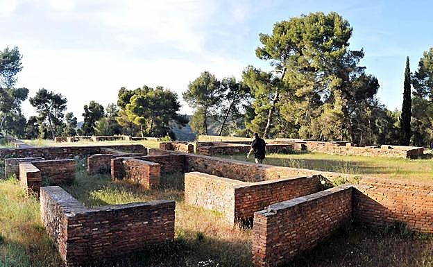 Dar al Arusa, sobre la colina de Santa Elena, en la Silla del Moro 