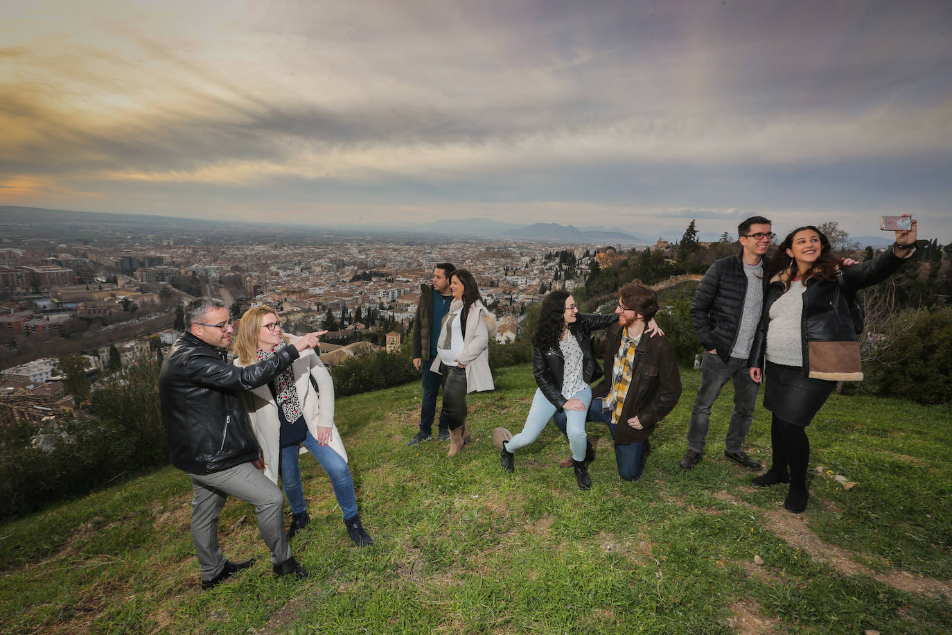 Fotos: 14-F | Una sesión de fotos por amor a Granada