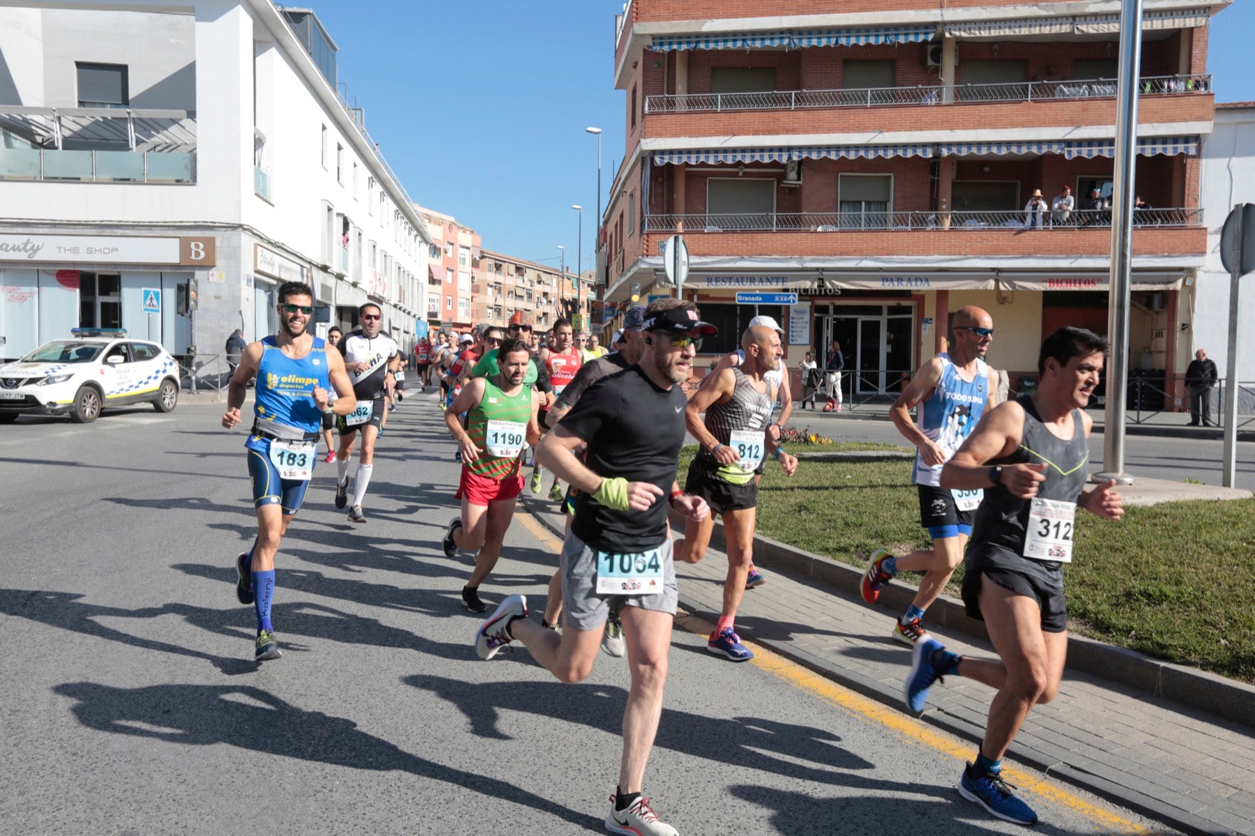 Manuel Santiago vuelve a imponerse en categoría masculina mientras que Zhor El Amrani vence con autoridad en categoría femenina