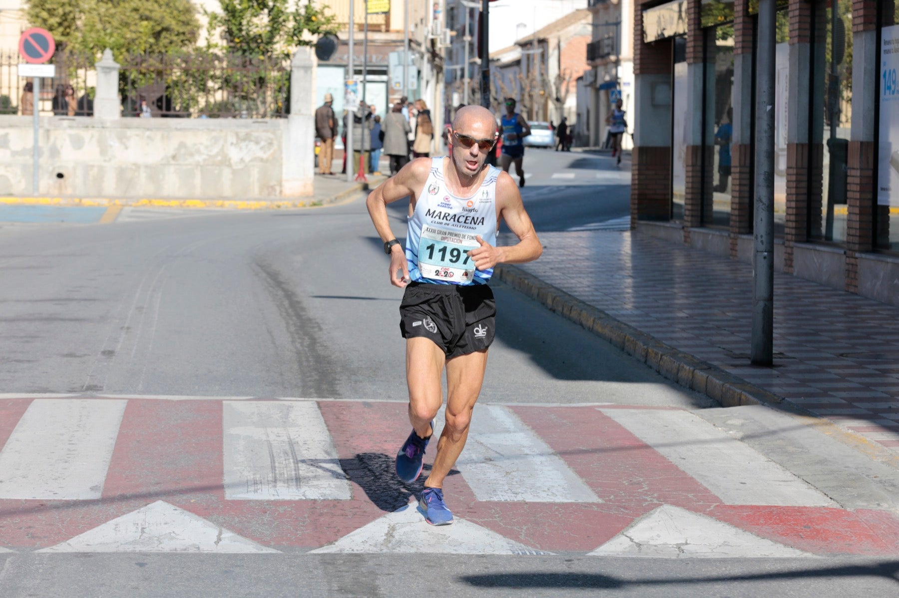 Manuel Santiago vuelve a imponerse en categoría masculina mientras que Zhor El Amrani vence con autoridad en categoría femenina
