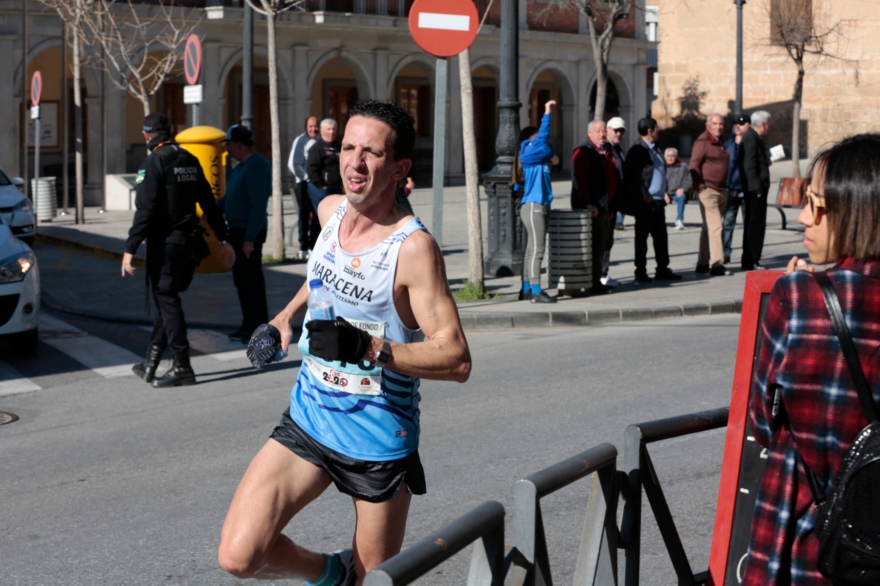 Manuel Santiago vuelve a imponerse en categoría masculina mientras que Zhor El Amrani vence con autoridad en categoría femenina