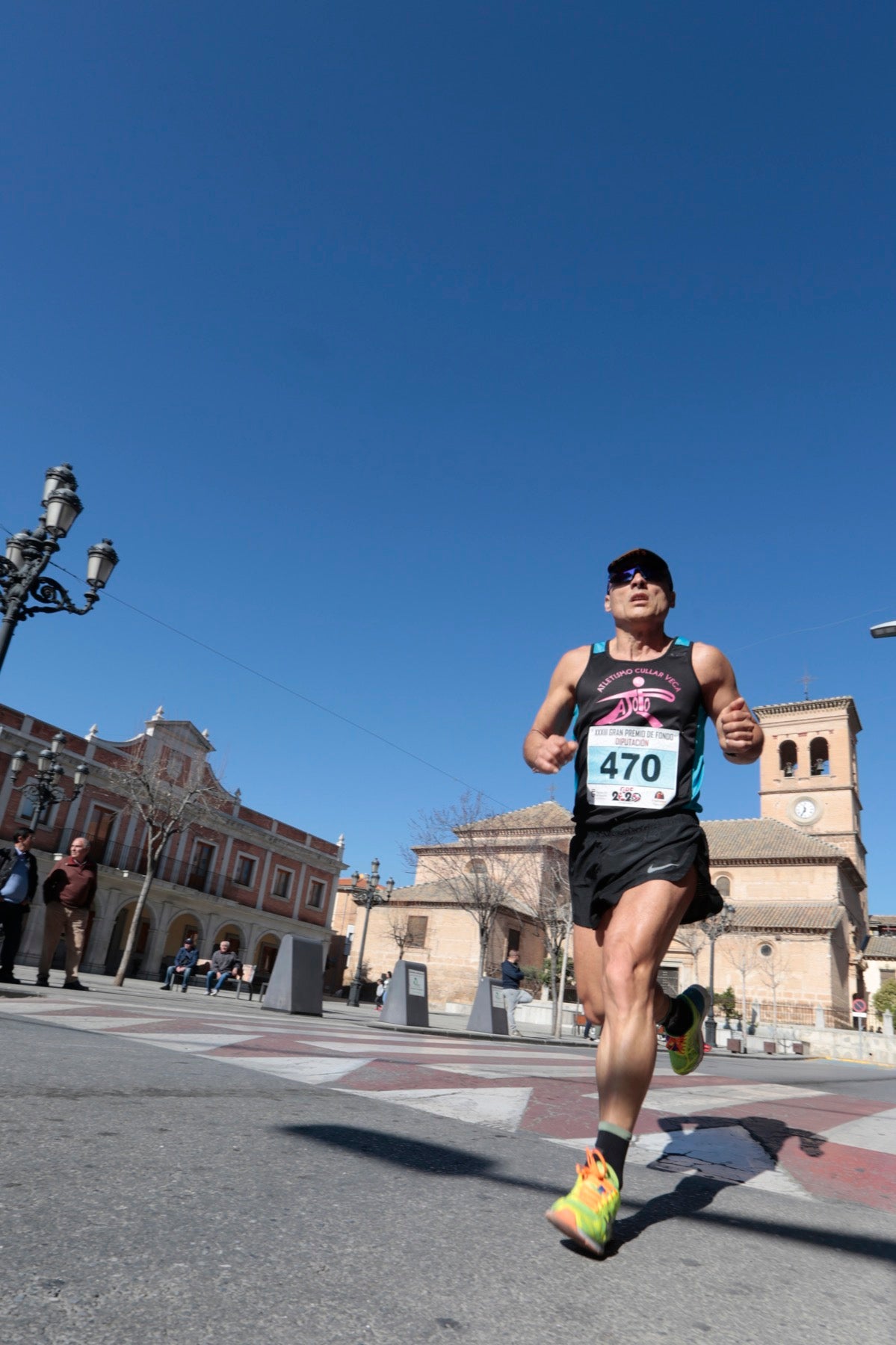 Manuel Santiago vuelve a imponerse en categoría masculina mientras que Zhor El Amrani vence con autoridad en categoría femenina