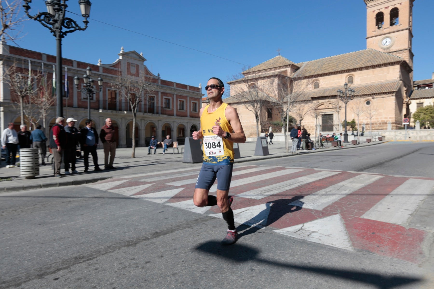 Manuel Santiago vuelve a imponerse en categoría masculina mientras que Zhor El Amrani vence con autoridad en categoría femenina