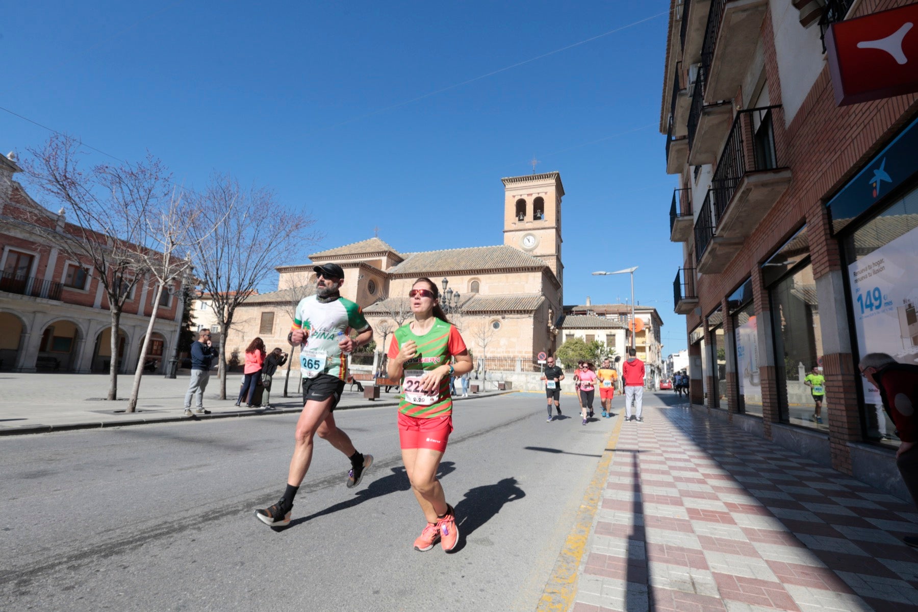 Manuel Santiago vuelve a imponerse en categoría masculina mientras que Zhor El Amrani vence con autoridad en categoría femenina