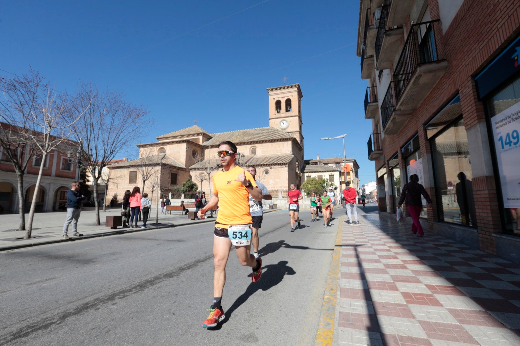 Manuel Santiago vuelve a imponerse en categoría masculina mientras que Zhor El Amrani vence con autoridad en categoría femenina