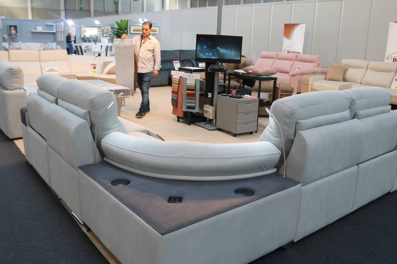 Durante este fin de semana IFEJA acogerá la tercera edición de Rehábitat, la feria del mueble, decoración y equipamiento del hogar