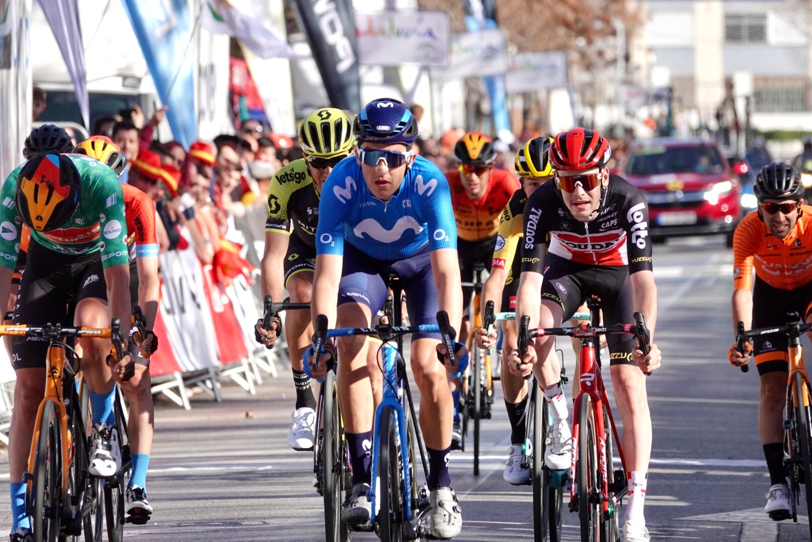 Las mejores imágenes del final de etapa en el Paseo de la Bomba: final de etapa y ambiente