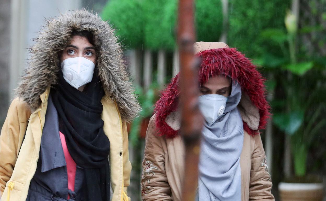 Las consecuencias del coronavirus en las agencias de viajes | «En un solo día nos han cancelado unas 300 reservas de viajes por el coronavirus»