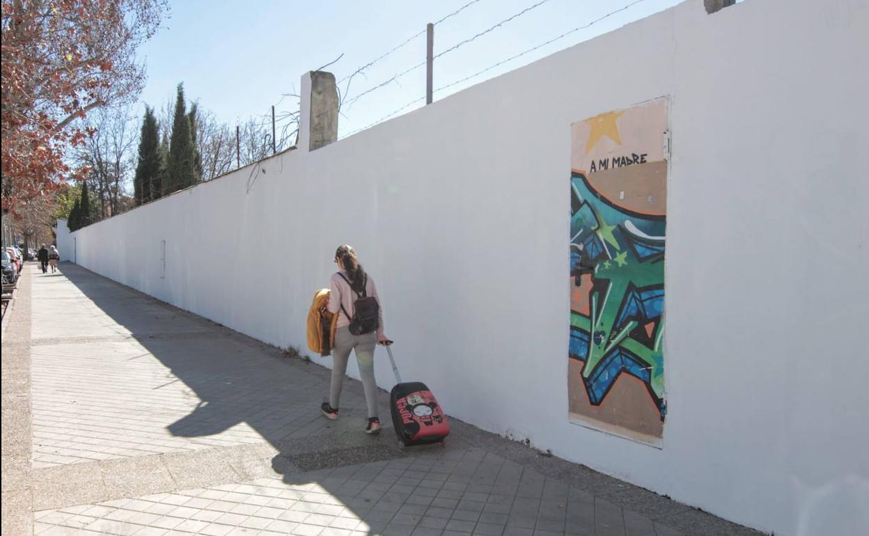 Grafitis en Granada | Borran por error los grafitis del Callejón del Pretorio