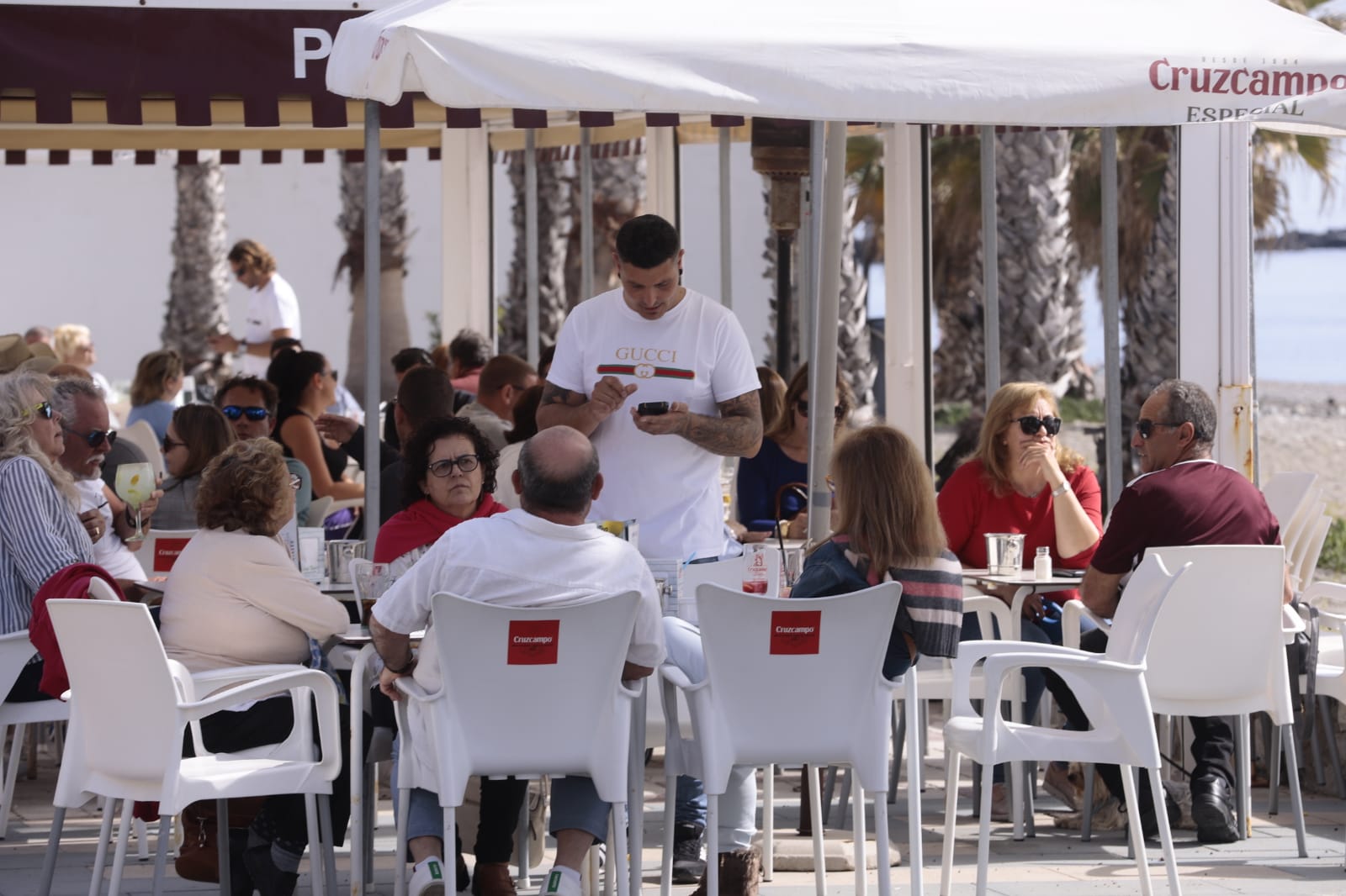 Buen ambiente en la Costa Tropical para el puente de Andalucía