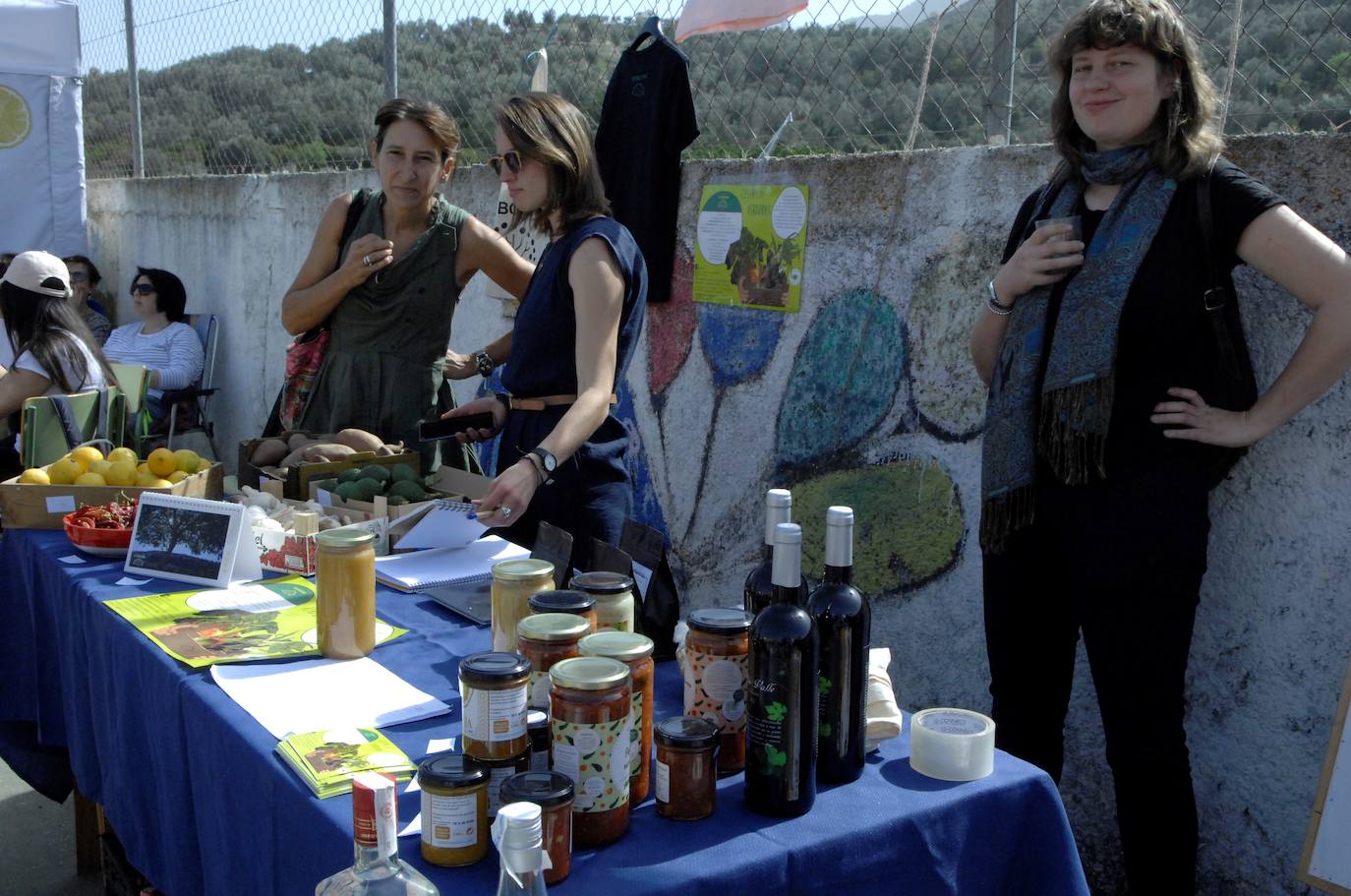 Los primeros puestos, masculino y femenino, ganaron su peso en naranjas de la zona