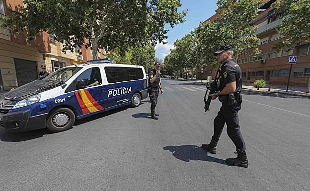 Detenido un individuo con un kilo de cocaína en Granada tras una persecución policial