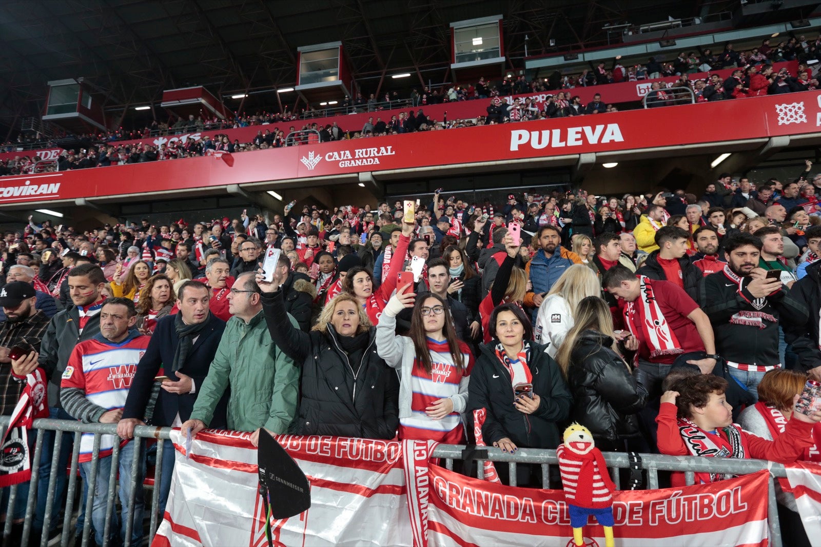 ¿Has ido a ver el duelo copero de este jueves? Aquí puedes bucarte en tu localidad en Los Cármenes