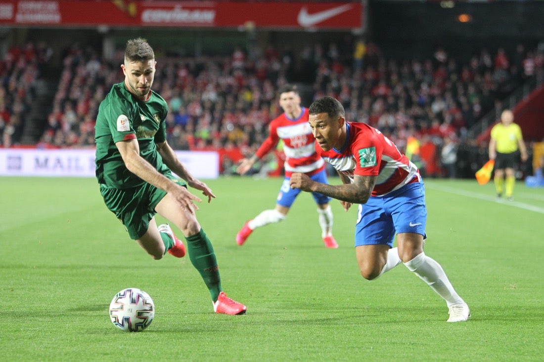 Las mejores imágenes de los momentos más destacados del duelo copero en Los Cármenes