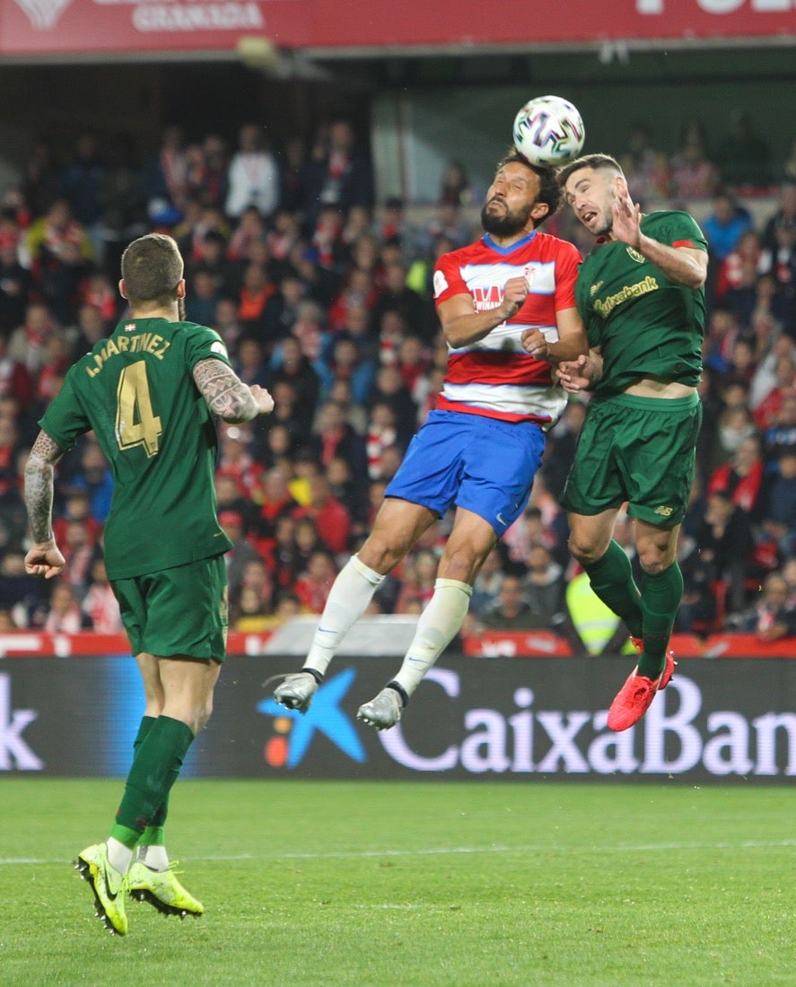 Las mejores imágenes de los momentos más destacados del duelo copero en Los Cármenes