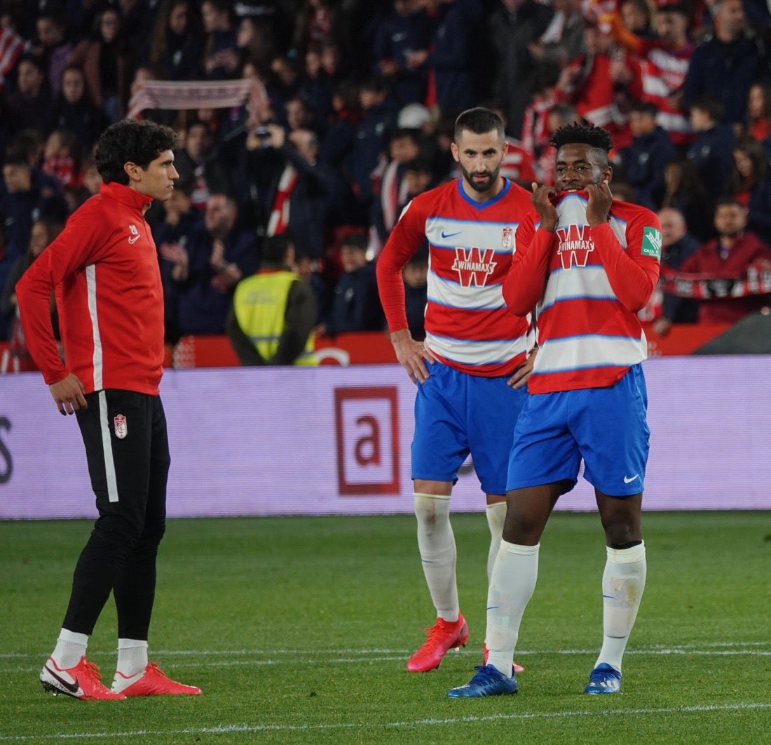 Las mejores imágenes de los momentos más destacados del duelo copero en Los Cármenes