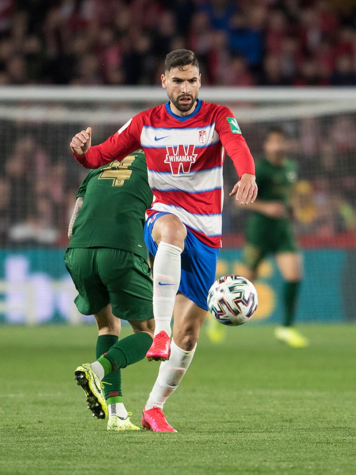 Las mejores imágenes de los momentos más destacados del duelo copero en Los Cármenes