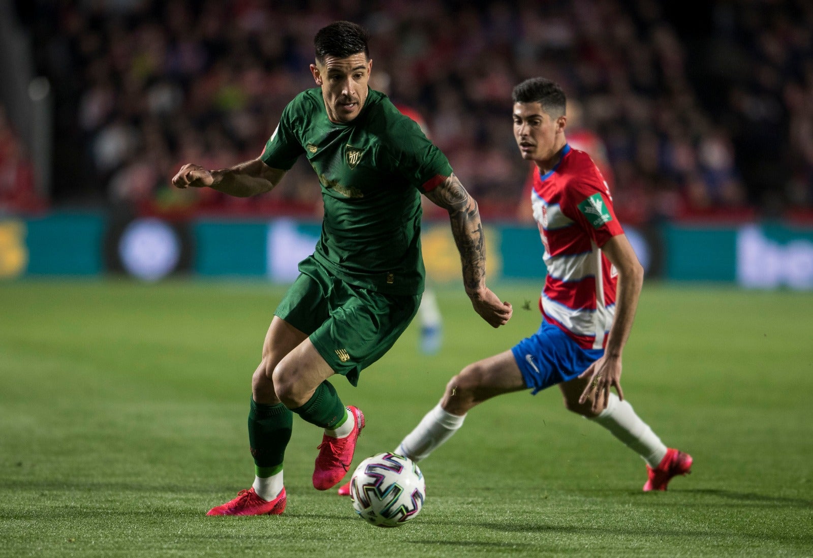 Las mejores imágenes de los momentos más destacados del duelo copero en Los Cármenes