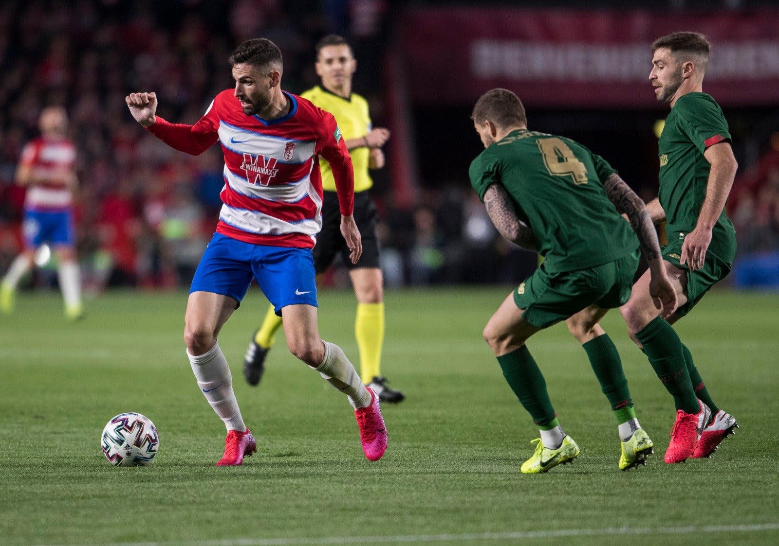 Las mejores imágenes de los momentos más destacados del duelo copero en Los Cármenes