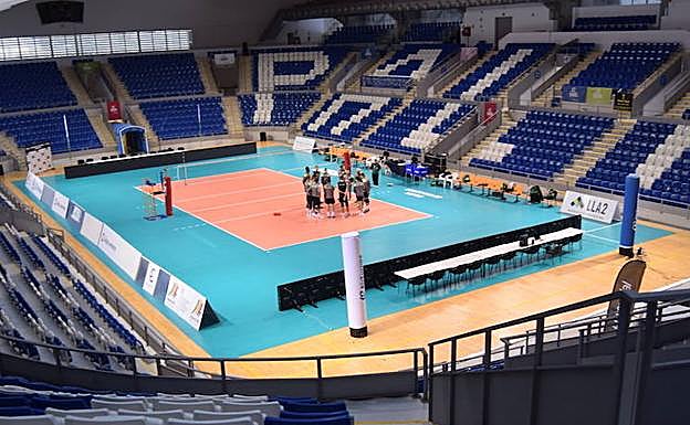 El mítico Son Moix será lugar de una dura batalla que asegurará la primera plaza si Unicaja vence. 