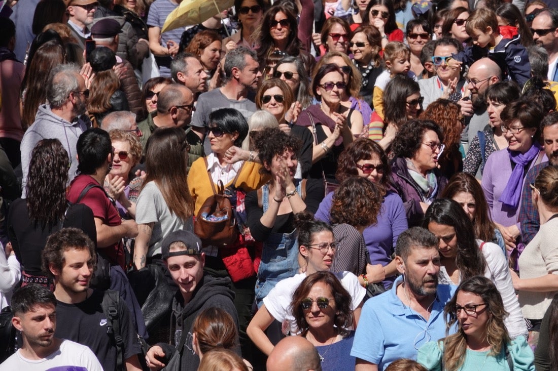 Repaso completo en imágenes a una marcha multitudinaria este Día de la Mujer en Granada