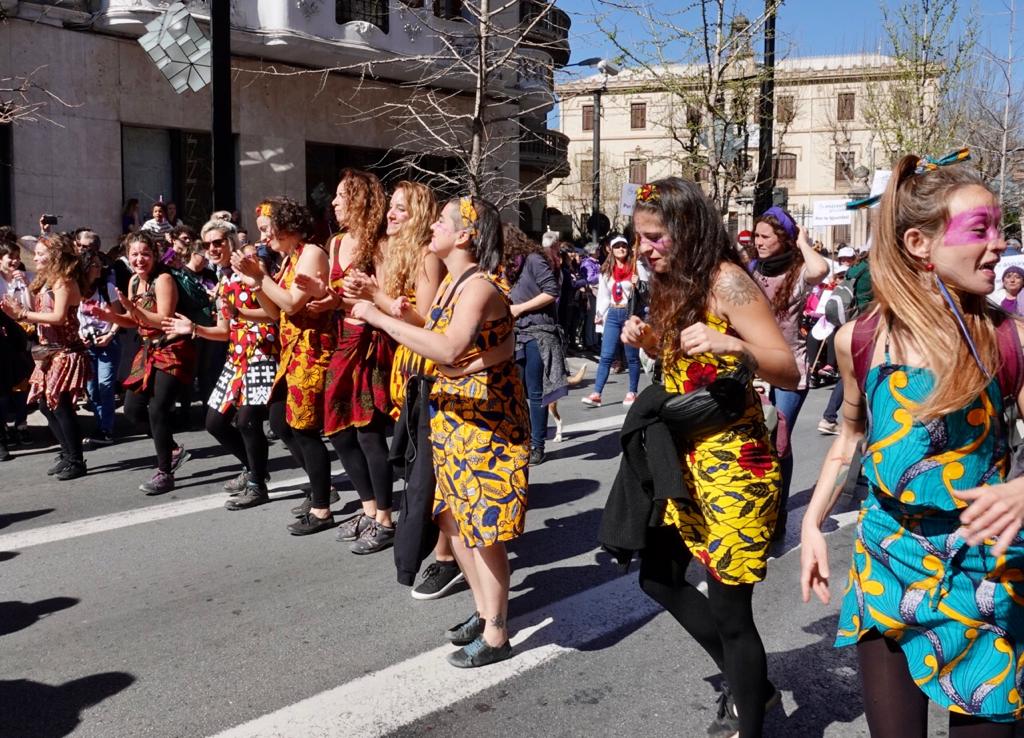 Repaso completo en imágenes a una marcha multitudinaria este Día de la Mujer en Granada