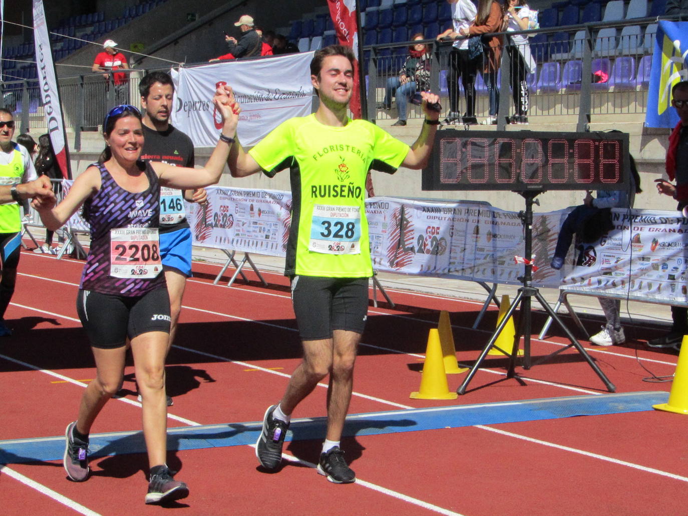 Fotos: Encuéntrate en la carrera de Loja del GP de Diputación (II)