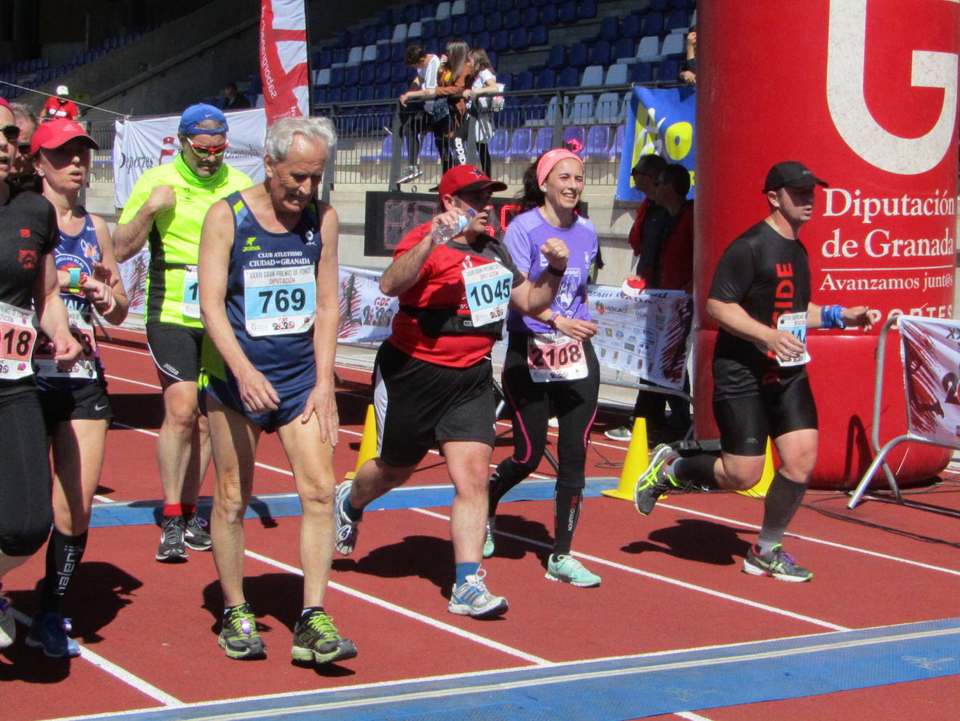 Fotos: Encuéntrate en la carrera de Loja del GP de Diputación (II)