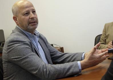 Imagen secundaria 1 - Entrevista Javier Imbroda: «Hemos tenido un problema de comunicación en Granada. Asumo mi responsabilidad»