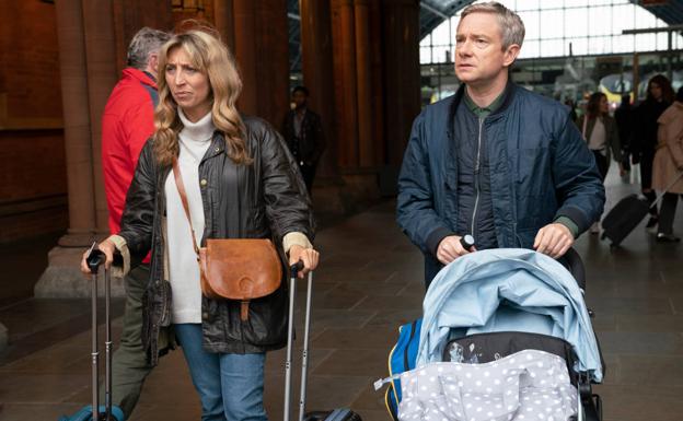 Daisy Haggard y Martin Freeman, en 'Bendita paciencia (Breeders)'.