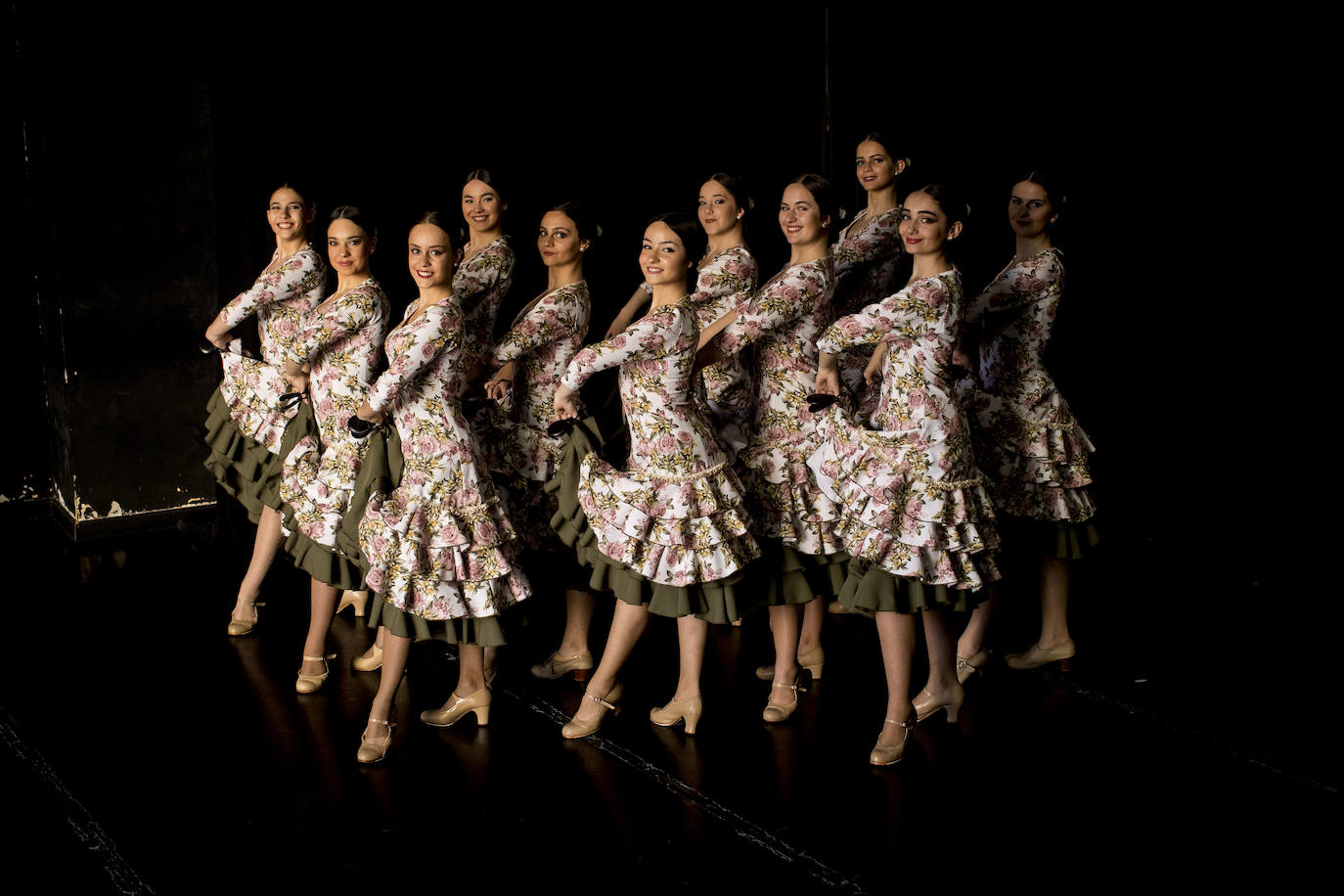 Un grupo de alumnas del Conservatorio Profesional de Danza Reina Sofía, de Granada, triunfa en el festival más prestigioso de España con una coreografía ideada por ellas mismas