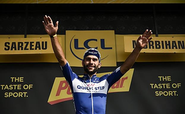 Gaviria celebra un triunfo. 