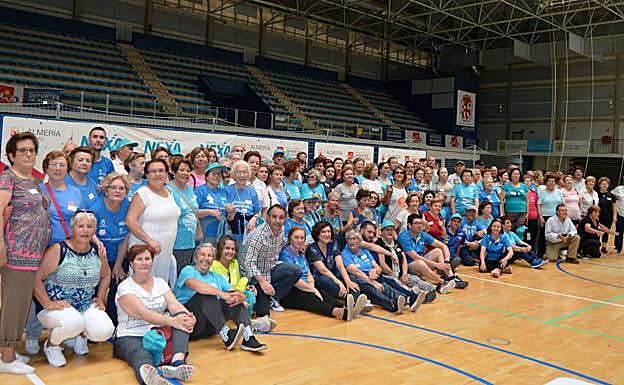 Participantes de las actividades para mayores.