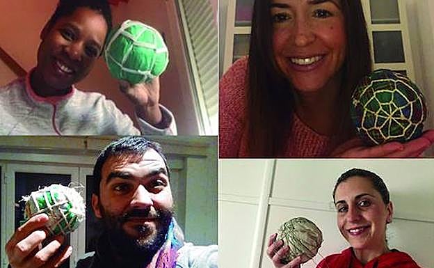 El resto del equipo de Agua de Coco en Granada, con sus 'bolys'.