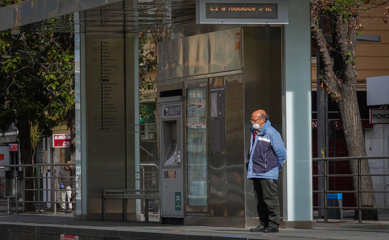 Granada sigue liderando la tasa de contagio por habitante en Andalucía