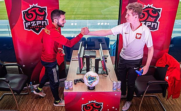 Alguacil es miembro de la Selección Española de eSports, con la que juega la eEuro2020.