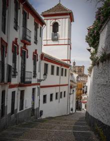 Imagen secundaria 2 - Centro, Realejo y Albaicín estuvieron este Jueves Santo vacíos. 