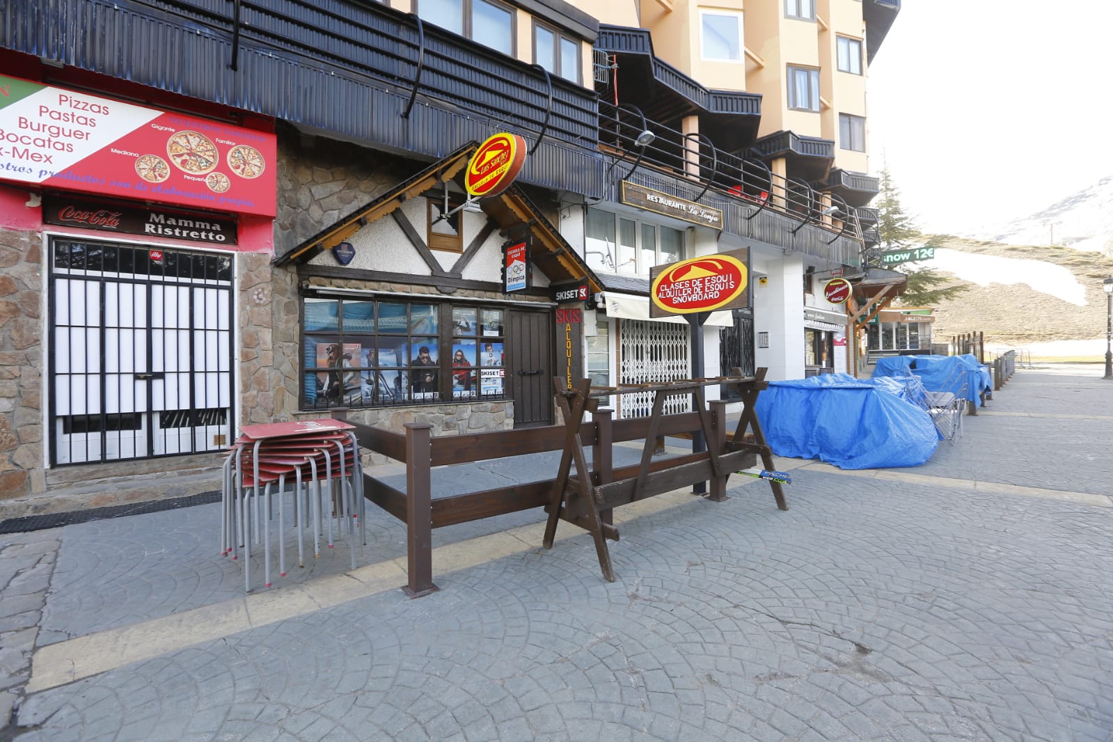 El aspecto de la zona dista mucho de ser el habitual. Sin embargo, ha recibido varios visitantes inesperados durante el estado de alarma