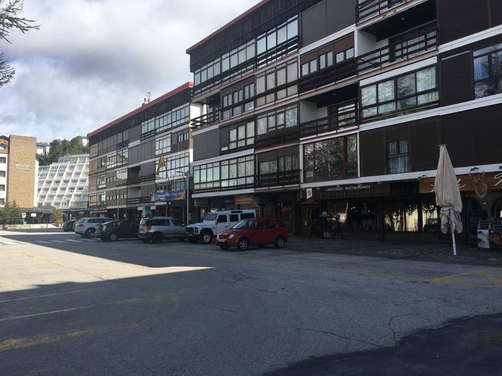 El aspecto de la zona dista mucho de ser el habitual. Sin embargo, ha recibido varios visitantes inesperados durante el estado de alarma