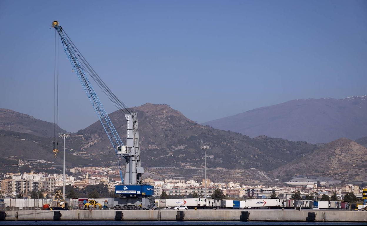El Puerto de Motril iniciará la semana que viene las obras paradas por el coronavirus